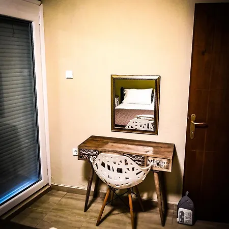 Three Old Of 卡瓦拉