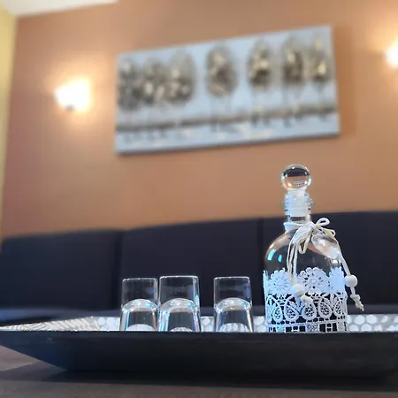 Three Old Of Appartamento Kavala